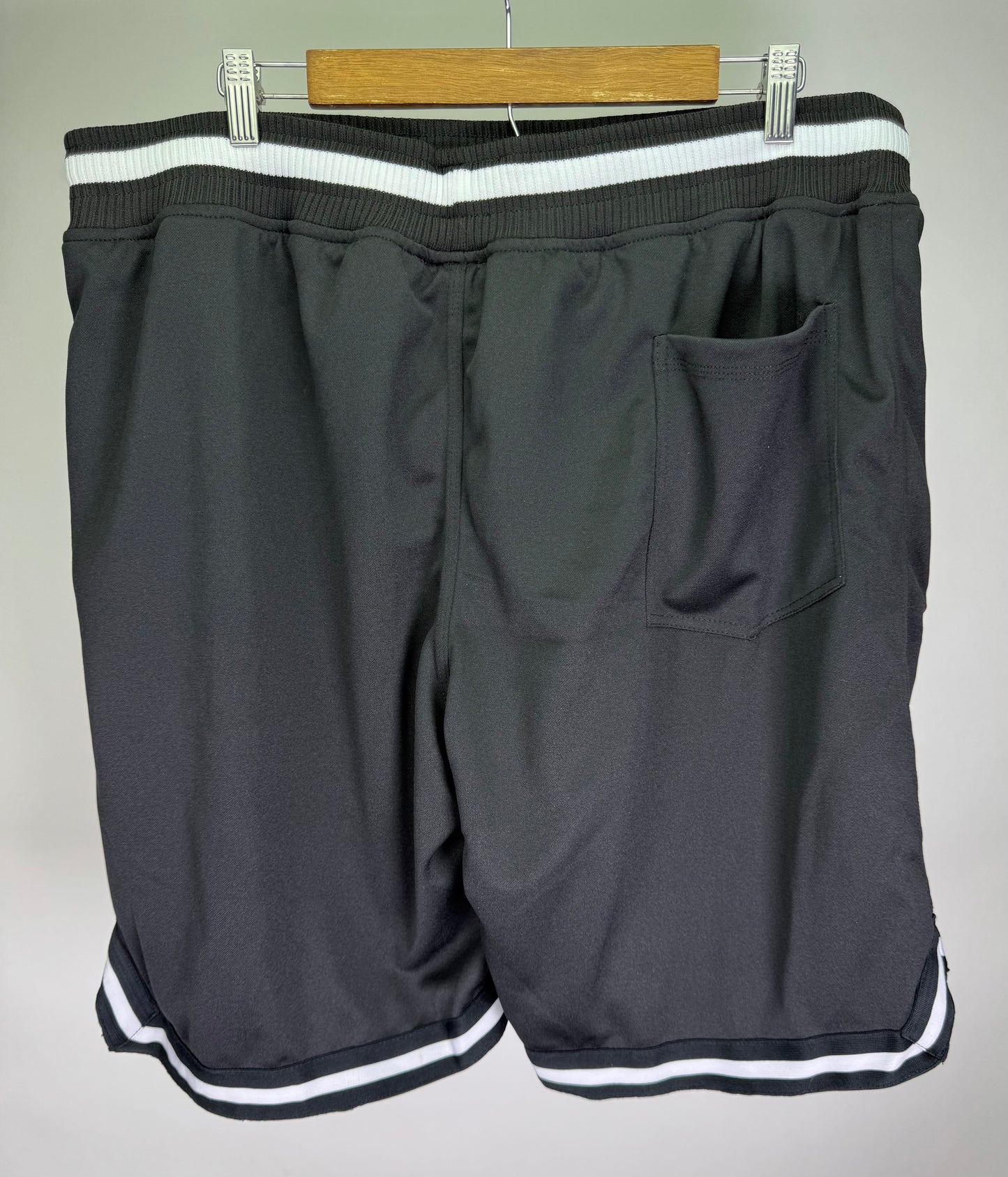 HT OG TEXT SHORTS